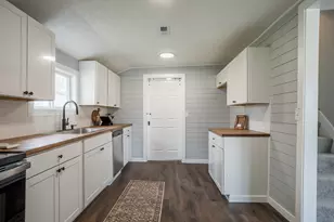 142 W James St, Bradford, OH 45308 - Photo 8