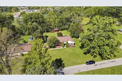 186 Meadow Lane, Springfield, OH 45505 - Photo 2