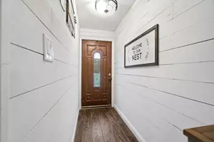 18433 Wapakoneta Cridersville Rd, Wapakoneta, OH 45895 - Photo 8