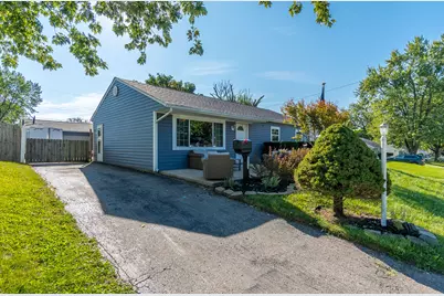 2582 Crestwell Place, Dayton, OH 45420 - Photo 2