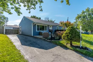 2582 Crestwell Pl, Dayton, OH 45420 - Photo 2