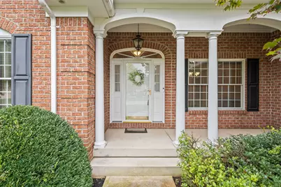 2730 Meadowpoint Drive, Troy, OH 45373 - Photo 2