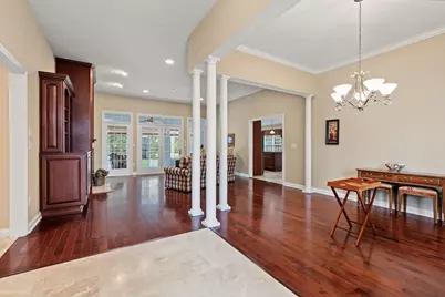 2730 Meadowpoint Drive, Troy, OH 45373 - Photo 4