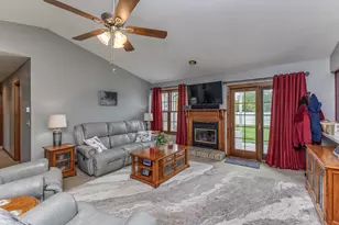 5373 Upper Valley Pike, Springfield, OH 45502 - Photo 8