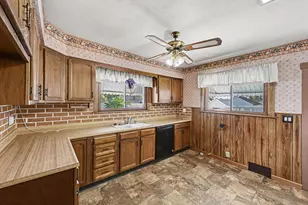 117 W Hill St, Pleasant Hill, OH 45359 - Photo 8