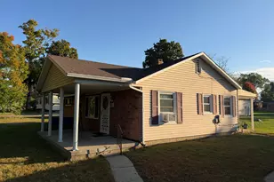 166 Ravenwood Dr, Springfield, OH 45504 - Photo 4