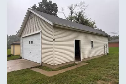 166 Ravenwood Drive, Springfield, OH 45504 - Photo 6