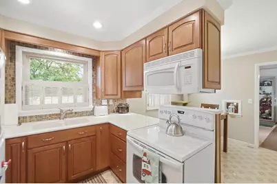 808 Kelley Drive, Wapakoneta, OH 45895 - Photo 8