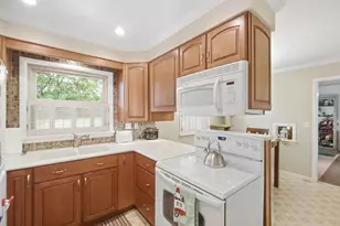 808 Kelley Dr, Wapakoneta, OH 45895 - Photo 8