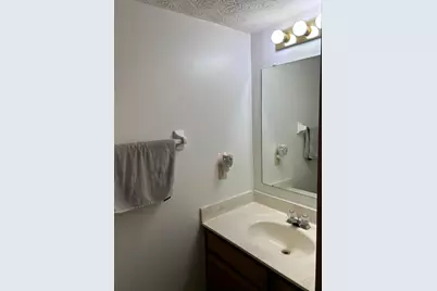 1065 E Margate Circle, London, OH 43140 - Photo 4