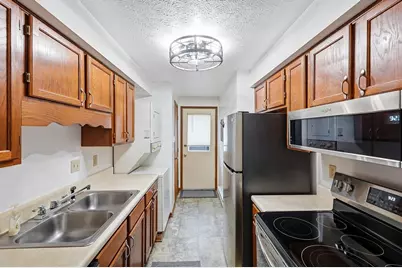 1035 Cheyenne Avenue, Springfield, OH 45503 - Photo 6