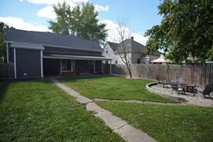 210 E Mechanic St, Wapakoneta, OH 45895 - Photo 60