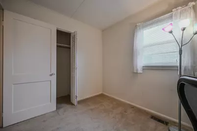 2450 Mayfair Drive, Springfield, OH 45505 - Photo 14