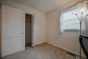 2450 Mayfair Dr, Springfield, OH 45505 - Photo 14