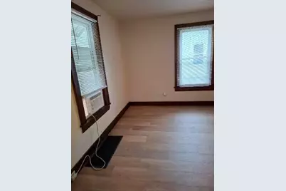 21 N Douglas Avenue, Springfield, OH 45503 - Photo 8