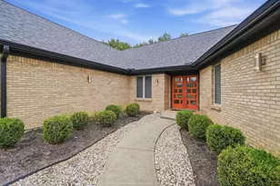 1665 Haley Dr, Dayton, OH 45458 - Photo 6