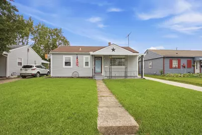 2666 Elmore Drive, Springfield, OH 45505 - Photo 2