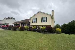 400 Highview Dr, Bellefontaine, OH 43311 - Photo 1