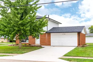 1013 W Lake Ave, New Carlisle, OH 45344 - Photo 2
