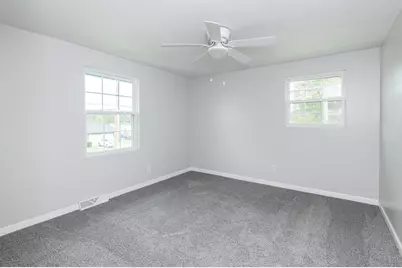 1013 W Lake Avenue, New Carlisle, OH 45344 - Photo 32