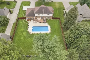 2091 Canterbury Ct, Troy, OH 45373 - Photo 4