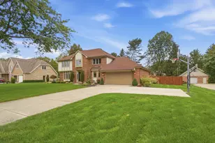 2091 Canterbury Ct, Troy, OH 45373 - Photo 8