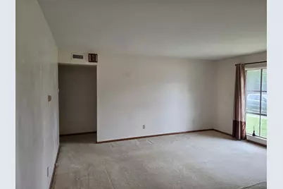 1611 Henley Road, Troy, OH 45373 - Photo 4