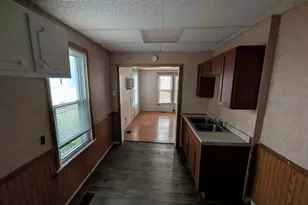 801 N Augustus St, Saint Marys, OH 45885 - Photo 4