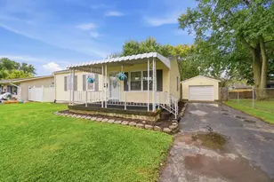 13 Western Dr, West Alexandria, OH 45381 - Photo 2