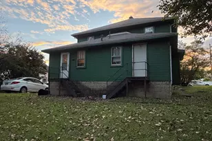 126 S Fostoria Ave, Springfield, OH 45505 - Photo 2