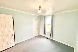 402 E Pearl St, Wapakoneta, OH 45895 - Photo 14