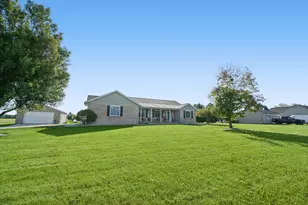 16030 Pusheta Rd, Wapakoneta, OH 45895 - Photo 2