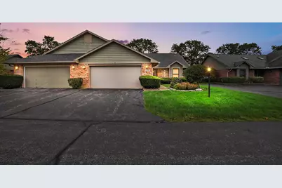3126 Lakeview Court #3126, Springfield, OH 45503 - Photo 1