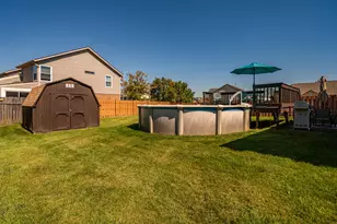 8030 Chipgate Ct, Huber Heights, OH 45424 - Photo 32