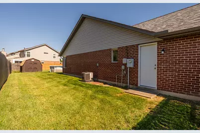 8030 Chipgate Court, Huber Heights, OH 45424 - Photo 30