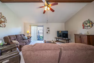 8030 Chipgate Ct, Huber Heights, OH 45424 - Photo 12