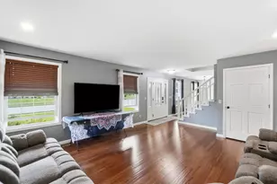 1715 Wildwood Ct, Wapakoneta, OH 45895 - Photo 10