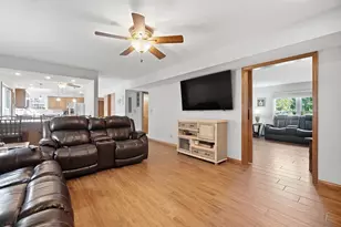 10525 Frederick Pike, Vandalia, OH 45377 - Photo 18