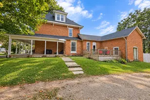 323 N Main St, De Graff, OH 43318 - Photo 4