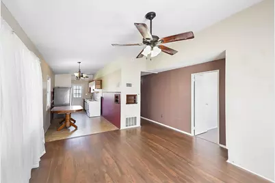 1006 N Scott Street, New Carlisle, OH 45344 - Photo 4