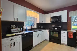 1419 Grimes Cir, Urbana, OH 43078 - Photo 8