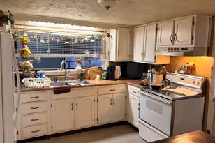 238 Hall St, Greenville, OH 45331 - Photo 4