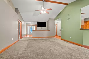 1111 Arbor Ln, Troy, OH 45373 - Photo 8
