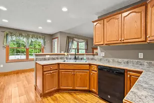 1111 Arbor Ln, Troy, OH 45373 - Photo 14