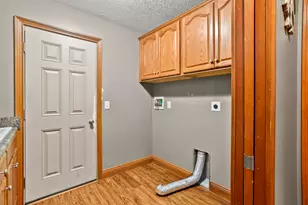 1111 Arbor Ln, Troy, OH 45373 - Photo 34