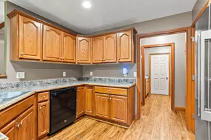 1111 Arbor Ln, Troy, OH 45373 - Photo 12