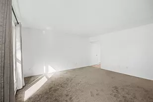 2517 W Foxchase Ct, Troy, OH 45373 - Photo 10