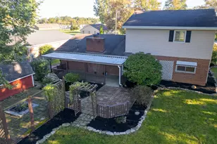 1107 Indiana Ave, Saint Marys, OH 45885 - Photo 4