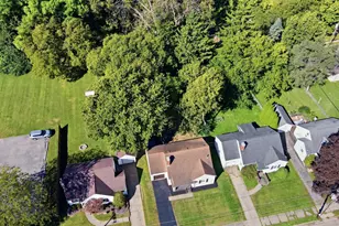 1233 N Plum St, Springfield, OH 45504 - Photo 2