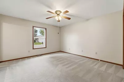 923 Sunrise Drive, Wapakoneta, OH 45895 - Photo 18